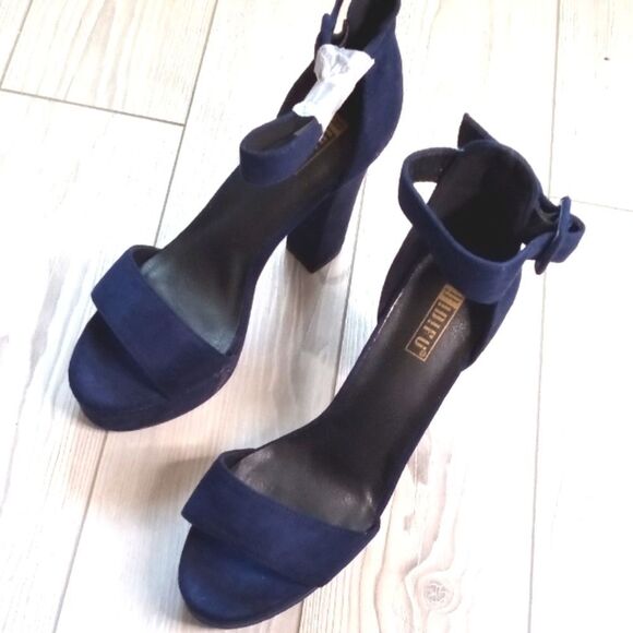 (52-3916)  Idifu Heels Sz 8 - Picture 6 of 9